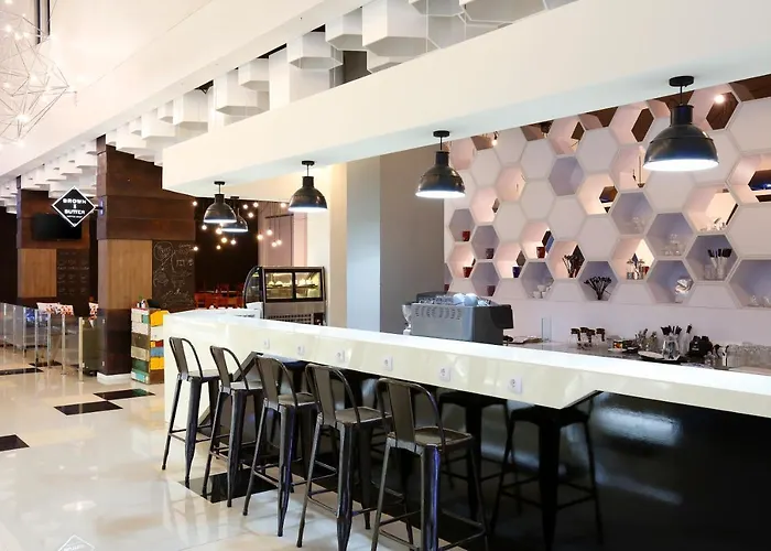 Berry Biz Sunset Road Seminyak